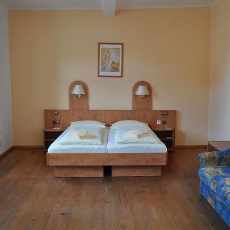 Schlosshotel Am Hainich Behringen  Quarto foto