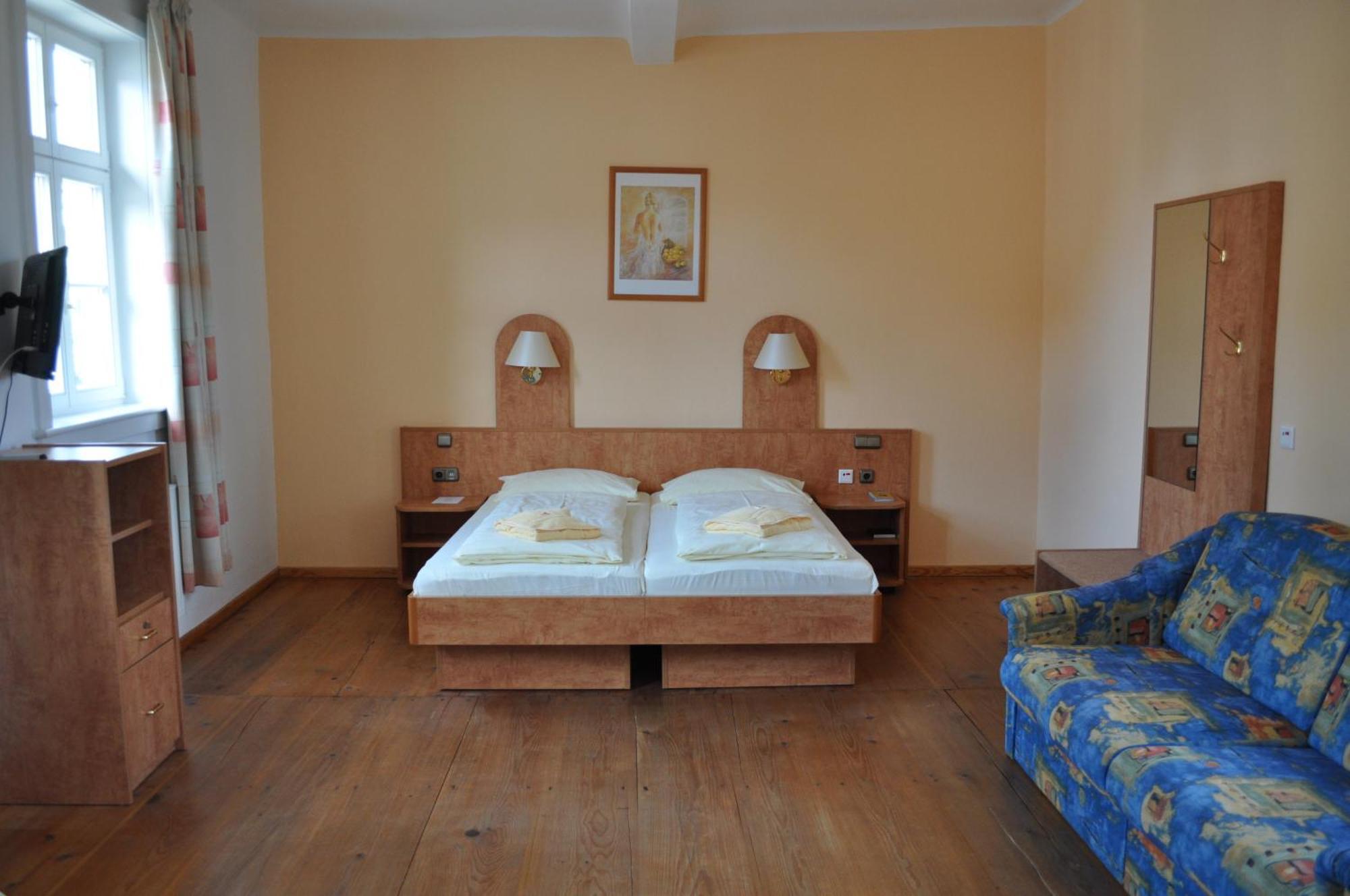 Schlosshotel Am Hainich Behringen  Quarto foto