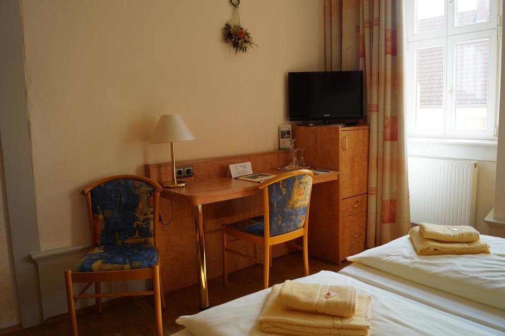 Schlosshotel Am Hainich Behringen  Quarto foto